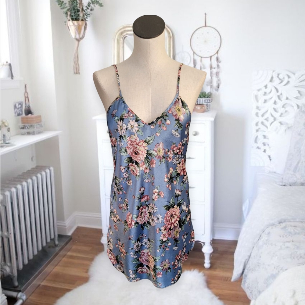 99s Floral Slip Negligee